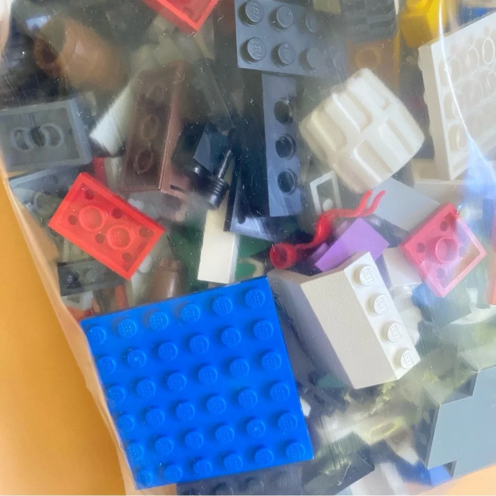 LEGOS Bulk Pieces Mixed Random Lot Over 1 lb. From Many Sets Mix Lot #1